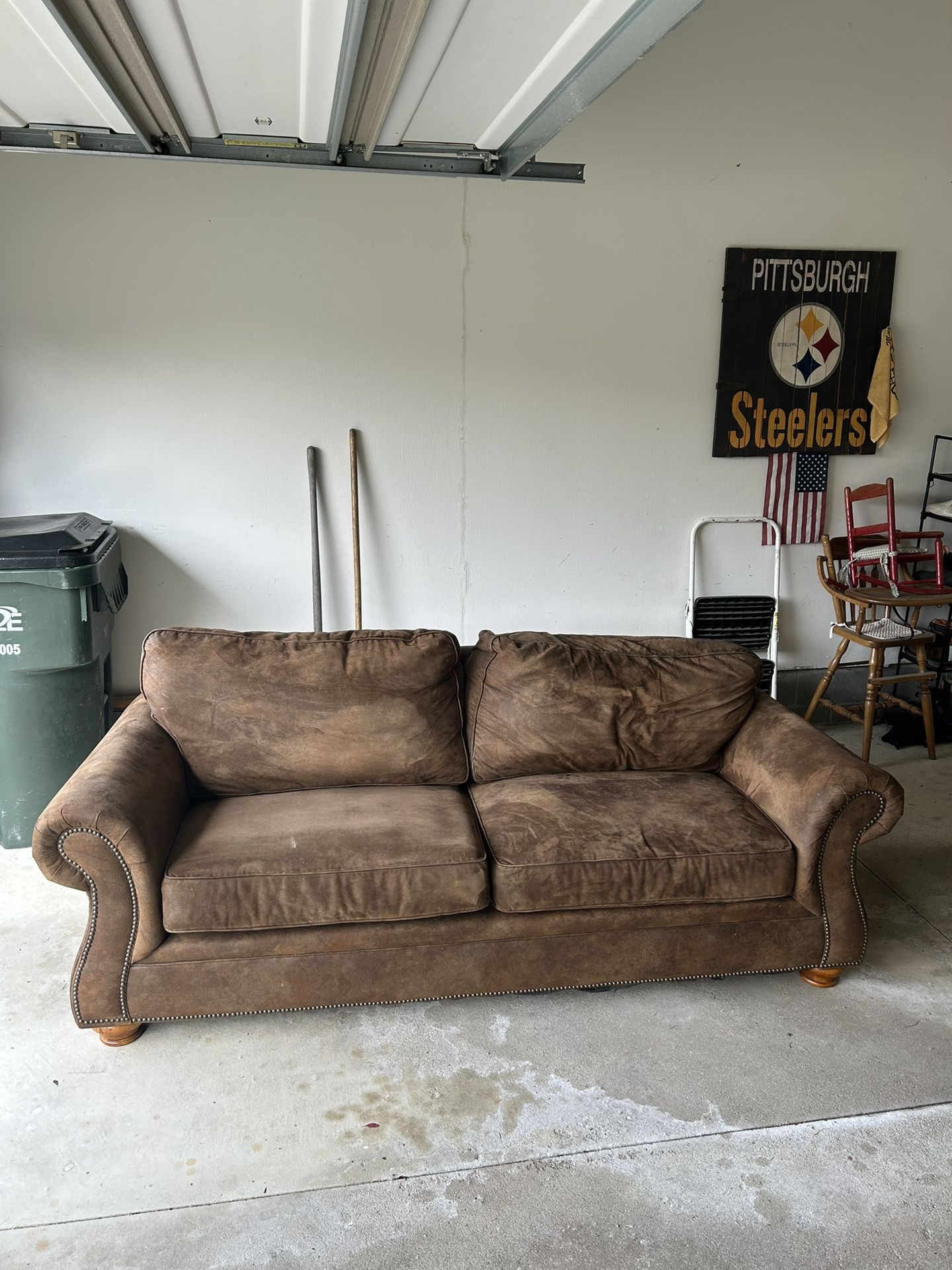 82L X 36W Couch