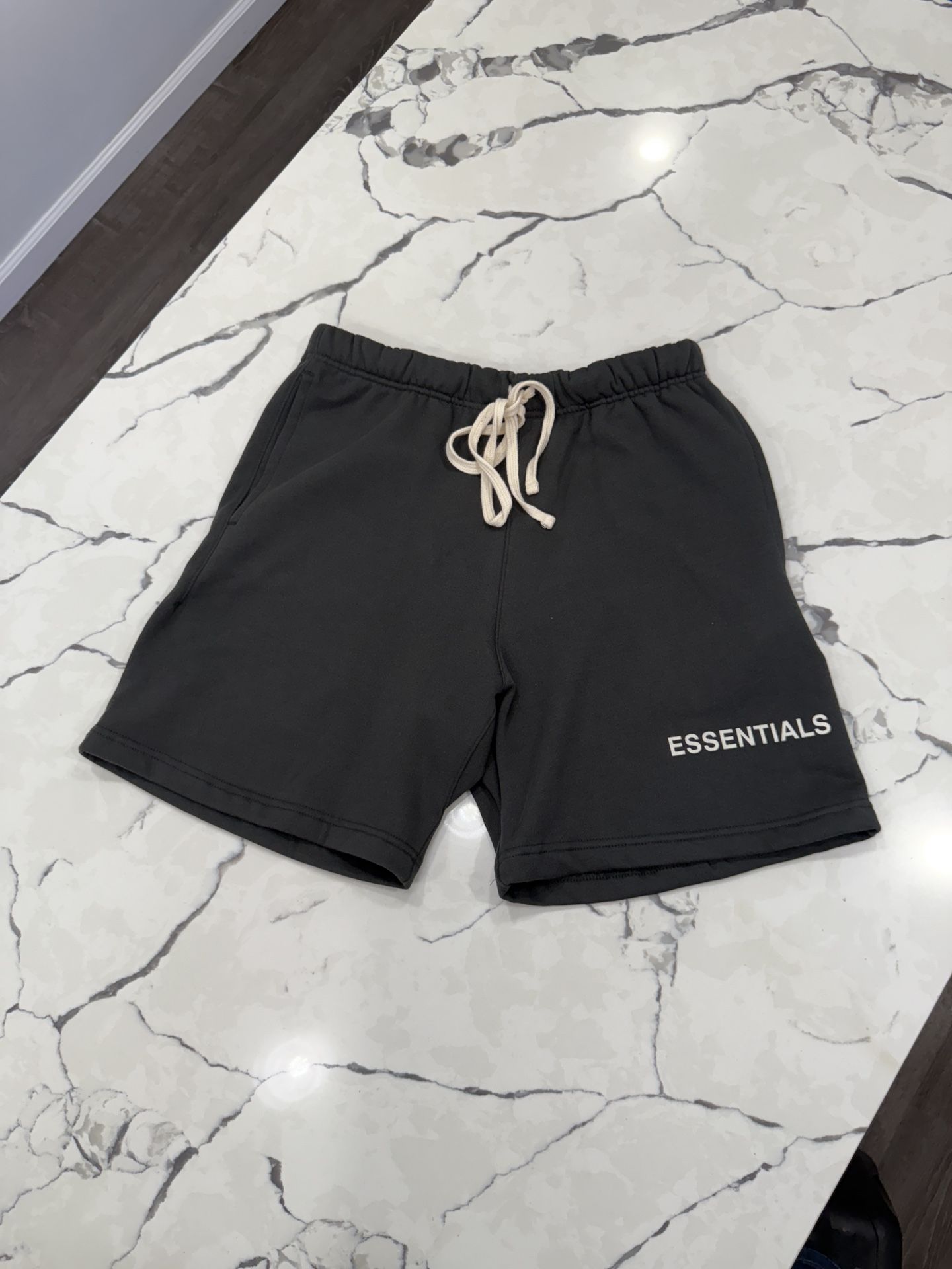 Essentials Shorts