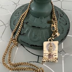 Virgin Mary Gold Plated Pendant With Chain Necklace 18” 3mm