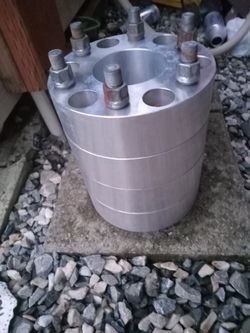 $40 6x5.5 Chevy Wheel Spacers