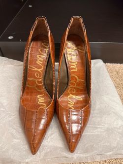 Women Sam Edelman leather pumps/ heels size 8