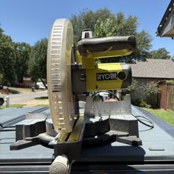 Ryobi 12-inch Compound Miter Saw