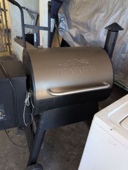 Traeger smoker