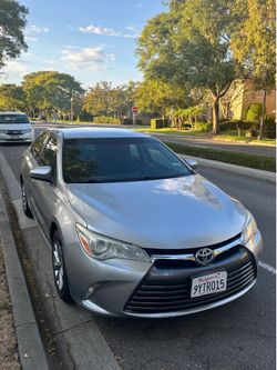 2015 Toyota Camry Hybrid