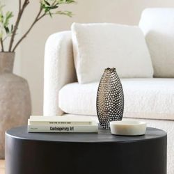 LuxenHome Antique Gold Dimpled 8.7-Inch Tall Terracotta Vase，D2011-S