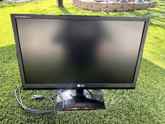 $25 EACH 23” LG FLATRON COMPUTER MONITOR SCREEN 47TH AVE. AND DOBBINS IN LAVEEN