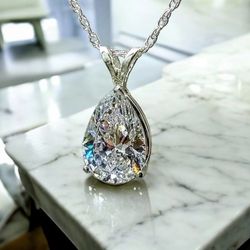 Sterling Silver Necklace With White Zircon Pendant