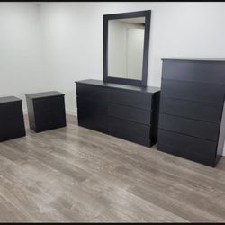 Black Bedroom Sets _ Dresser With Mirror,  Chest And Two Nightstands 
