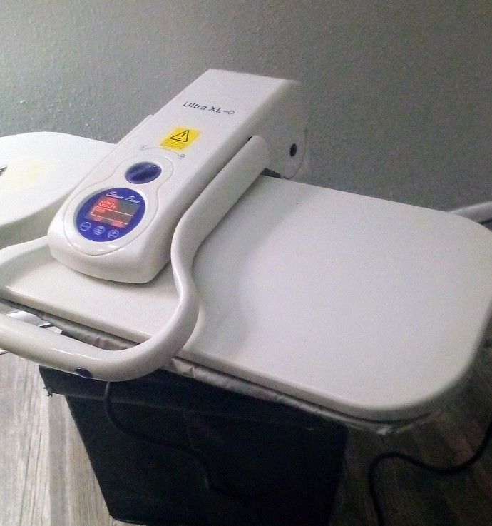 Like New Speedy Press 36-in Ultra XL Steamer/Presser
