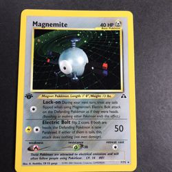 RARE 1st Edition Holo Magnemite Neo Discovery Pokémon Card