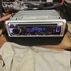Kenwood KMR-D365BT
Marine CD receiver with Bluetooth, USB, And 3.5mm Aux 