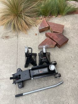 Floor Jack, Jack Stands, Wheel Chocks