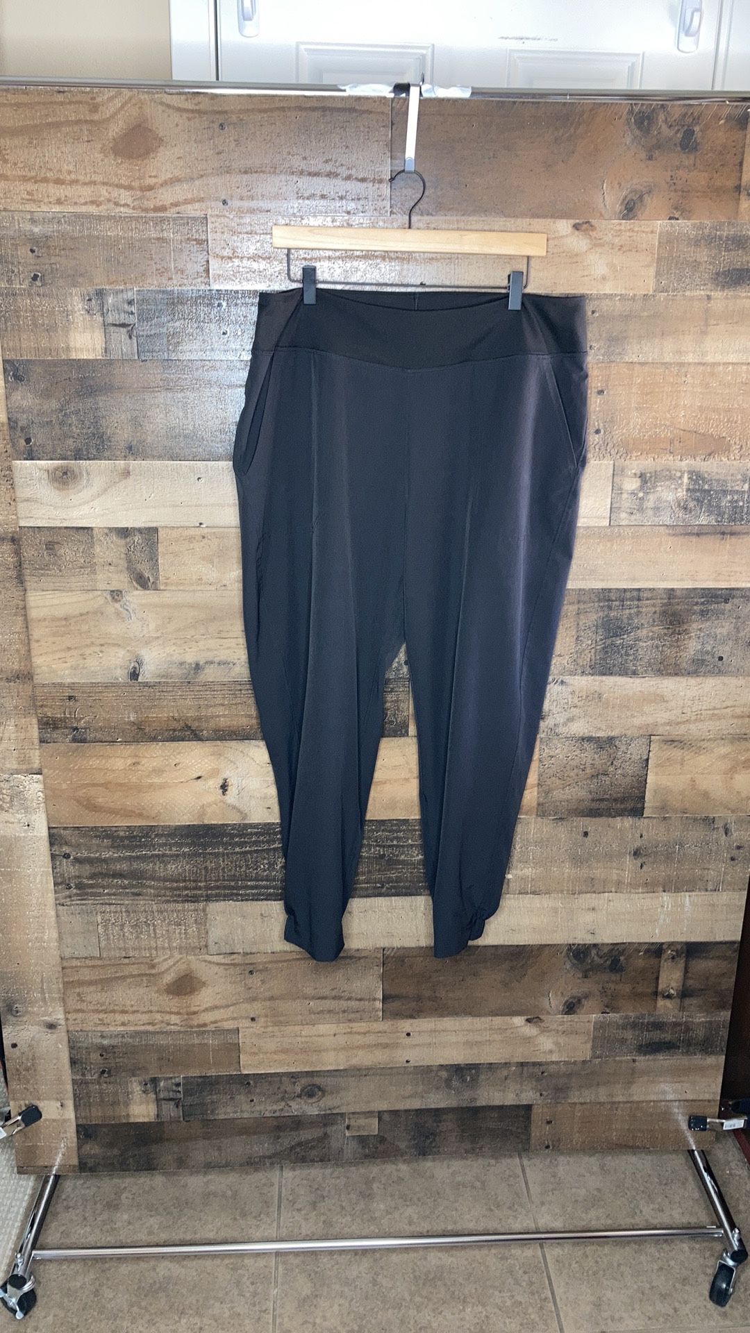Patagonia Woman’s pants size extra large