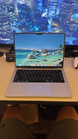 Apple MacBook Pro M1 14 Inch