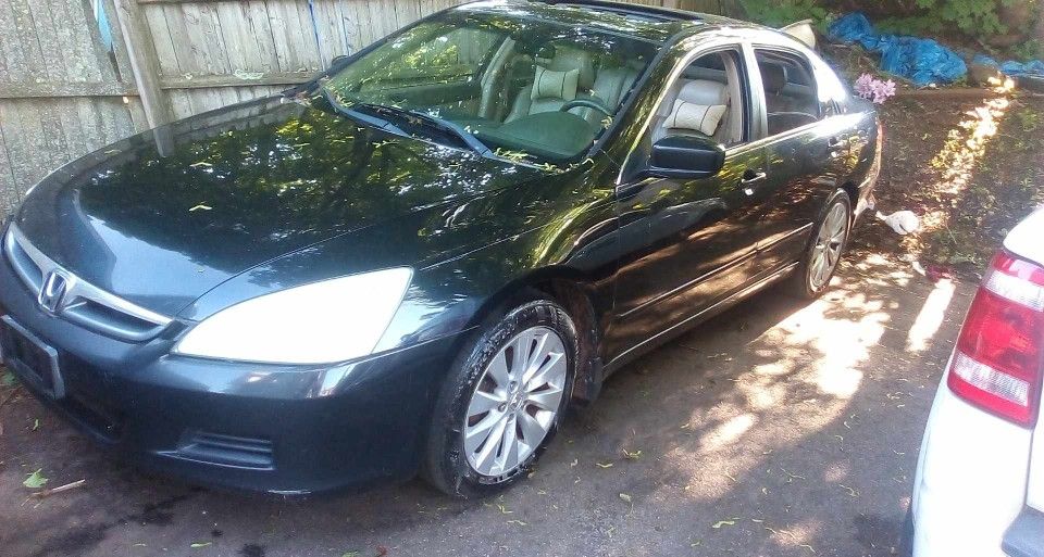 06 6 Speed Accord Manual Trades Sell