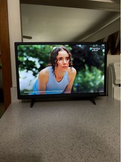Vizio 24” Tv / Rarely Used / Excellent Condition