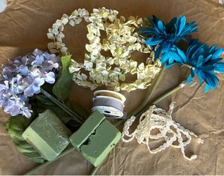 mixed lot of new and used floral items