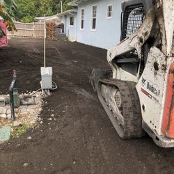 Trabajos De Bobcat Y Camion 