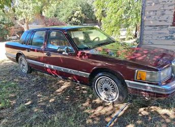 1990 Lincoln Town Car