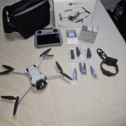 DJI Mini 4 Pro Drone With Fly More Plus Pakage