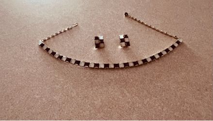 Vintage Necklace & Earrings