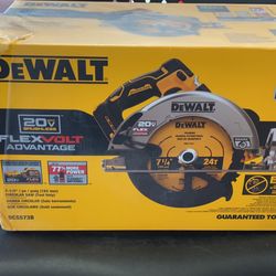 DEWALT 20-Volt MAX Cordless Brushless 7-1/4 in. Circular Saw with FLEXVOLT ADVANTAGE (Tool Only)