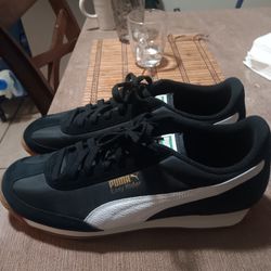 Puma Easy Rider Mens Size 13 15$ BRAND NEW