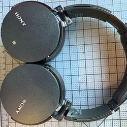 Sony Wireless Noise Cancellation Stereo Headset