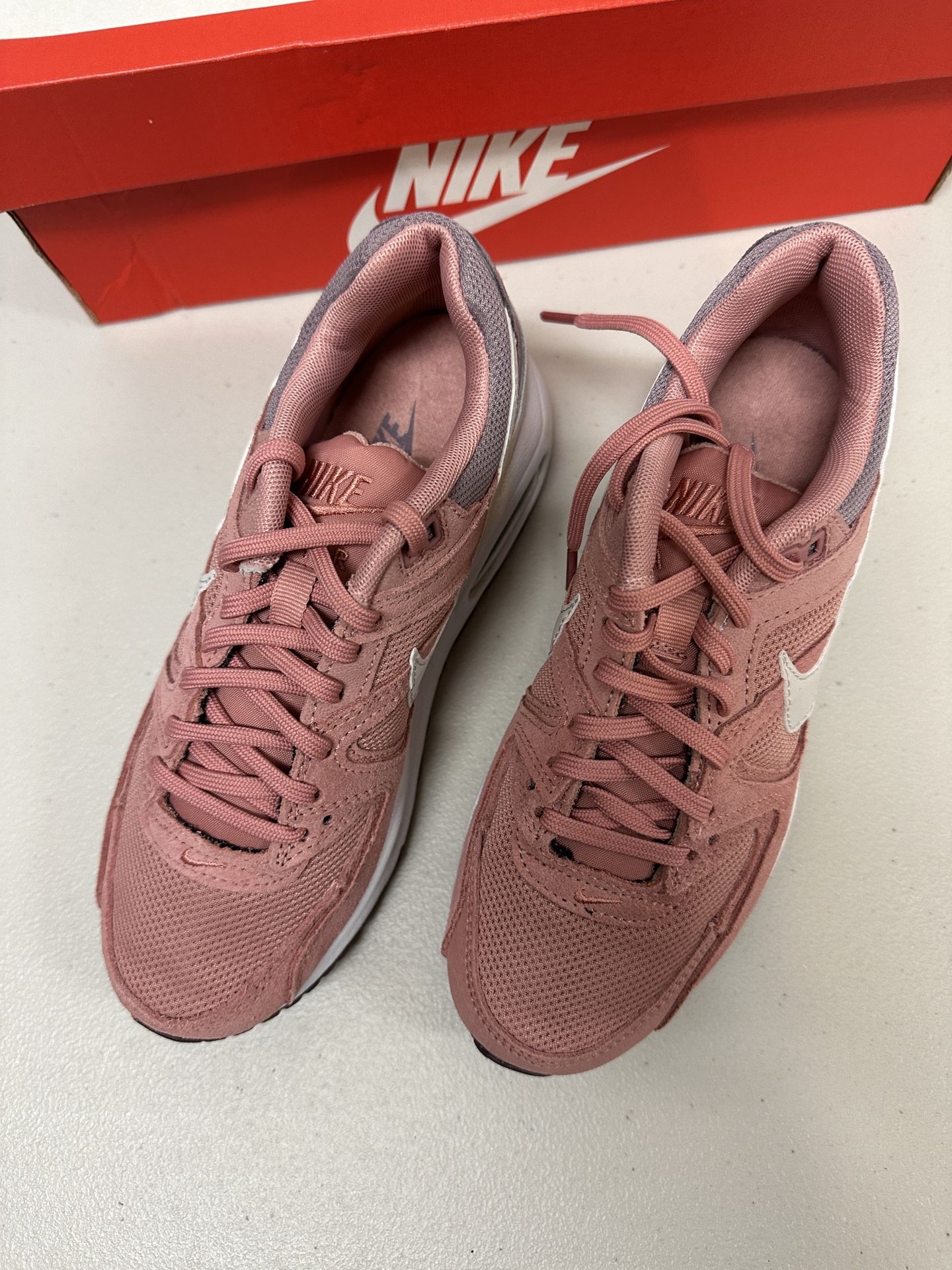 Nike Air Max Command Women’s Shoes