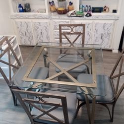 Dinning Room Table With Chairs