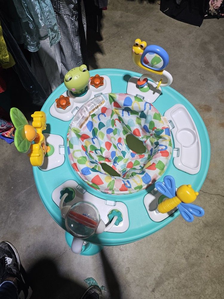 Bright Starts Bounce Bounce Baby 2-in-1 Activity Jumper & Table.