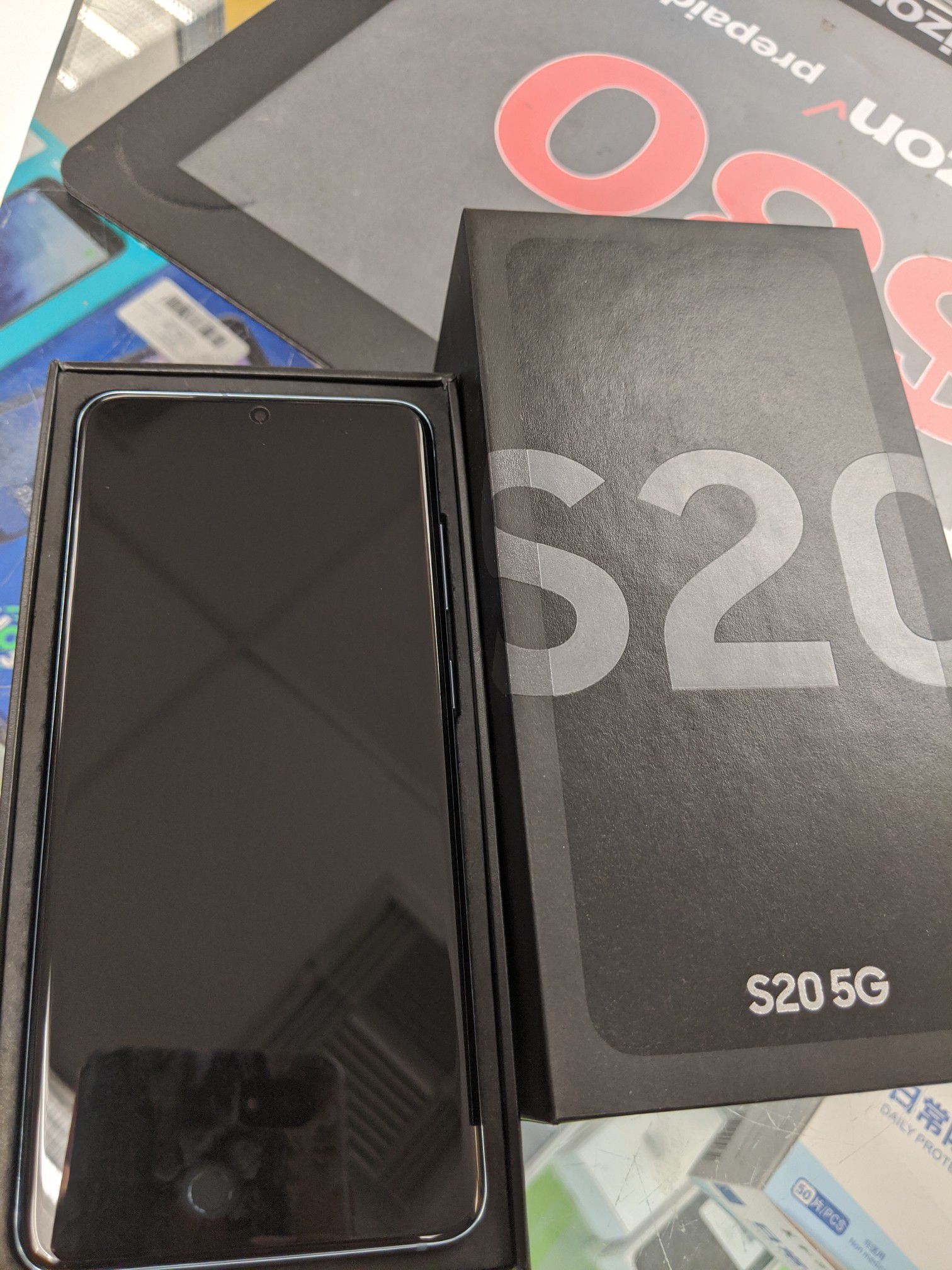 Samsung Galaxy S20 128 gb Open Box