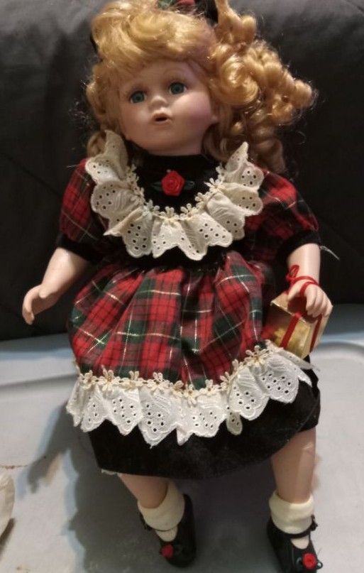 Heritage Collection 16" Carissa Christmas Doll Only Sits