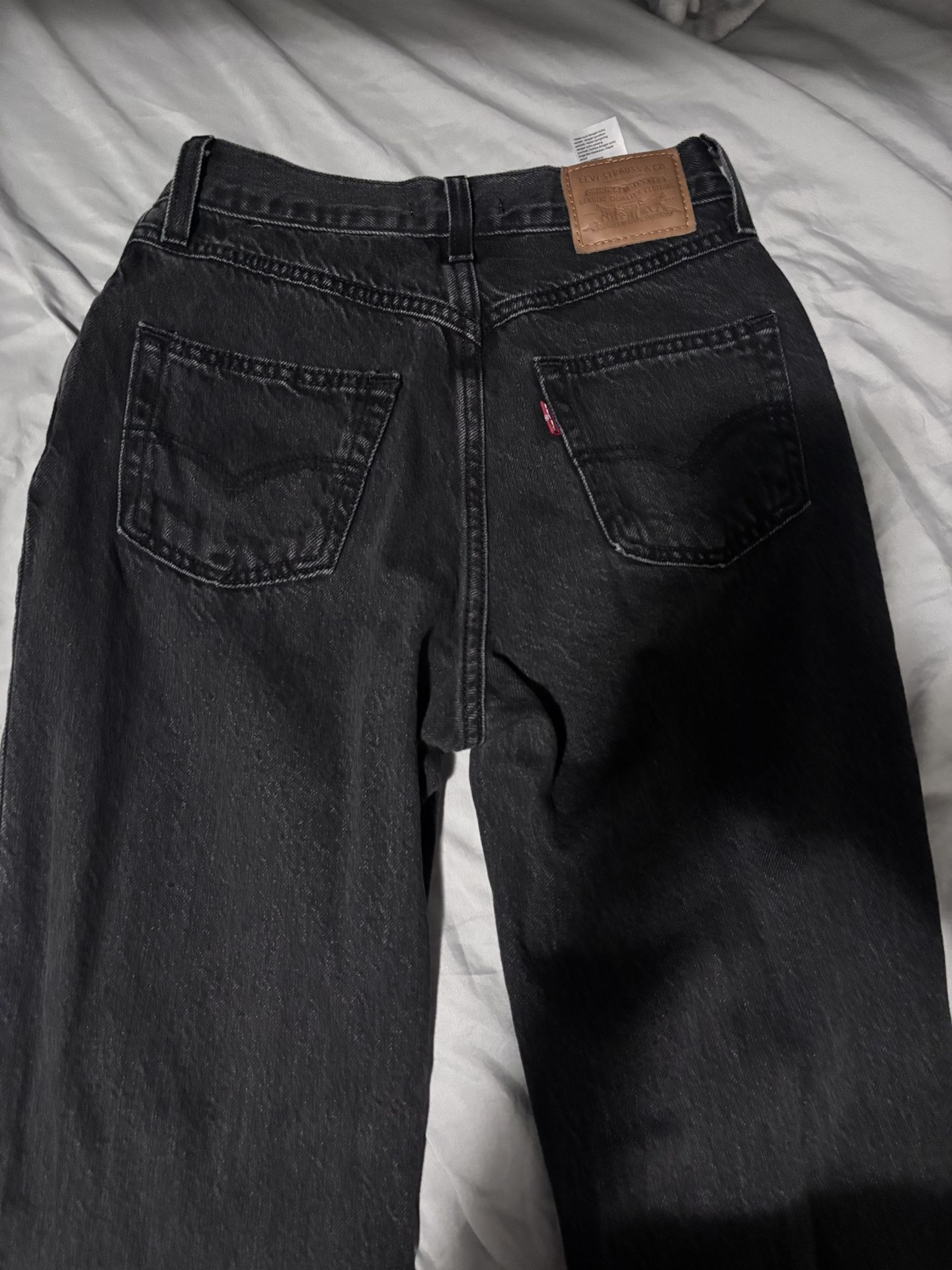 Black Levi’s Jeans