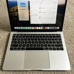 MacBook Air 13” 