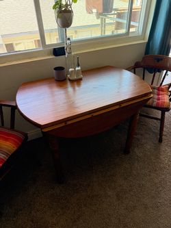 Dining Room Table and Chairs