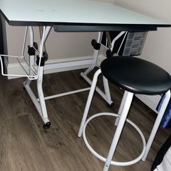 Art Desk