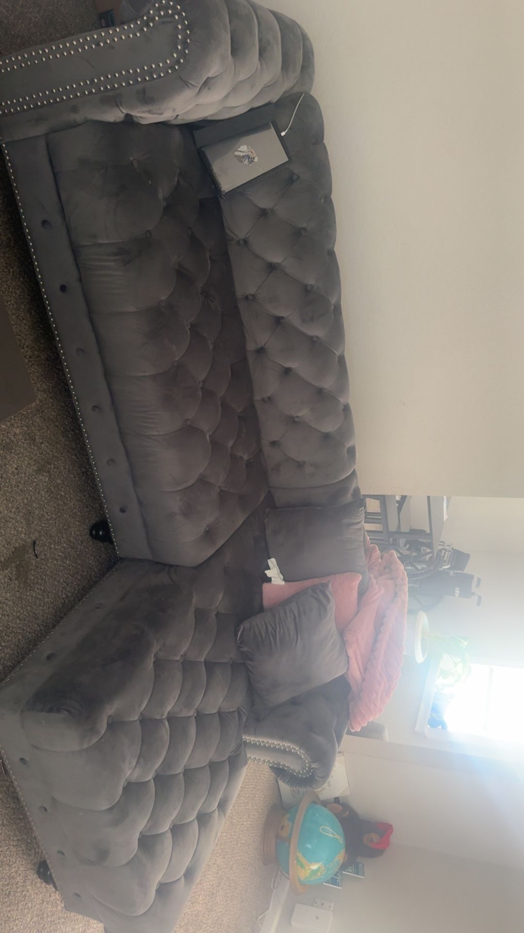 Couch XL Twin Bed, Black Table wheel chair