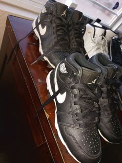 Jordan football cleats kids