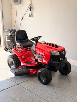 Craftsman Riding Lawnmower