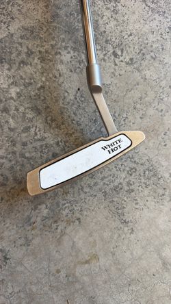 Odyssey White Hot Golf Putter