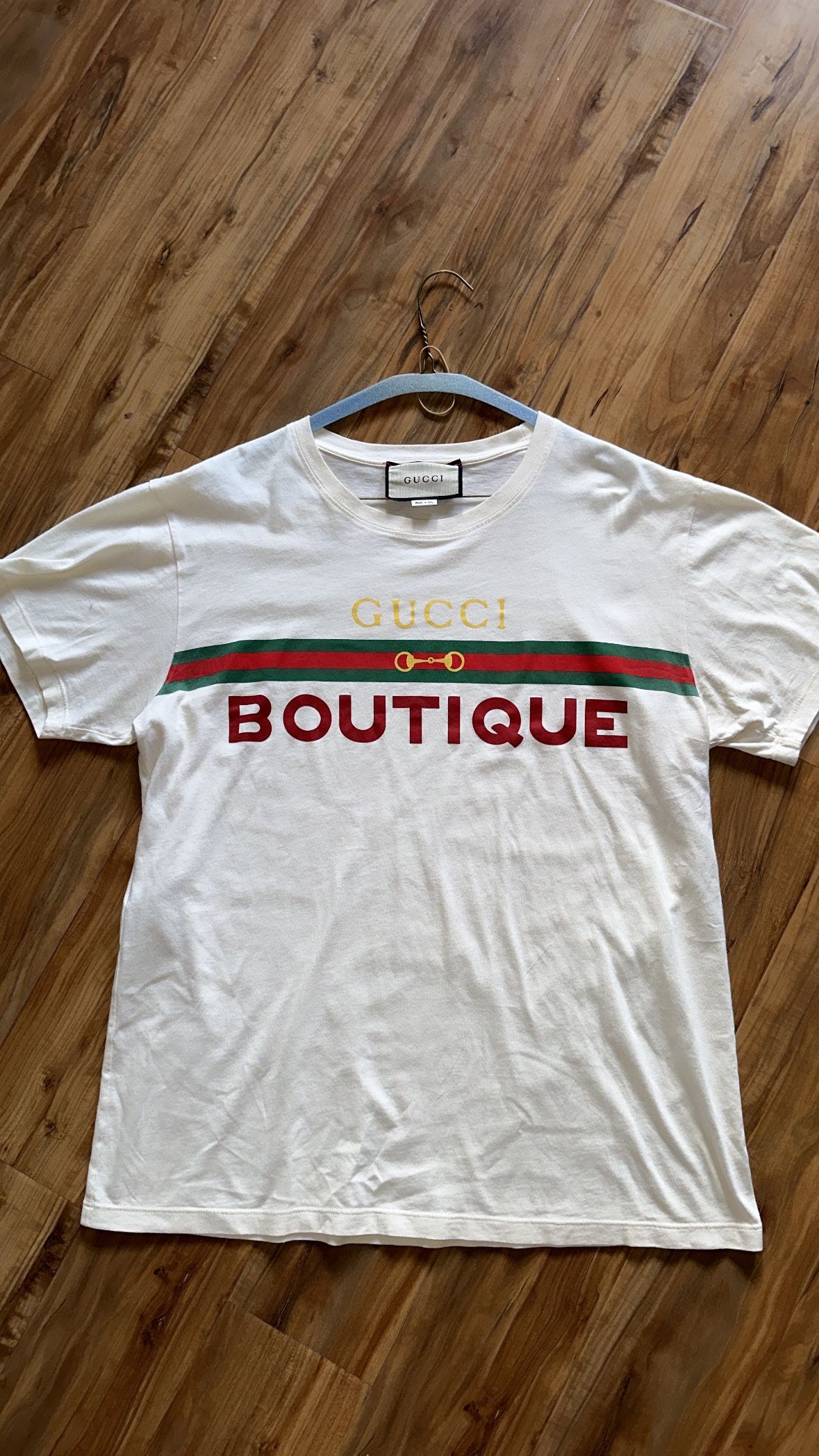 Gucci Boutique Cream Off White Tee Size Medium