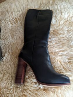 New Vince Camuto Black Boots 