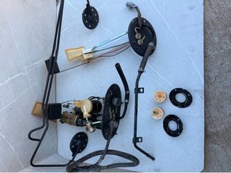 96-00 TOYOTA RAV4 FUEL PUMP SENDING UNIT ASSEMBLY FUEL LEVEL