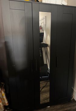 IKEA BRIMNES 3-Door Wardrobe/closet with Mirror – Black