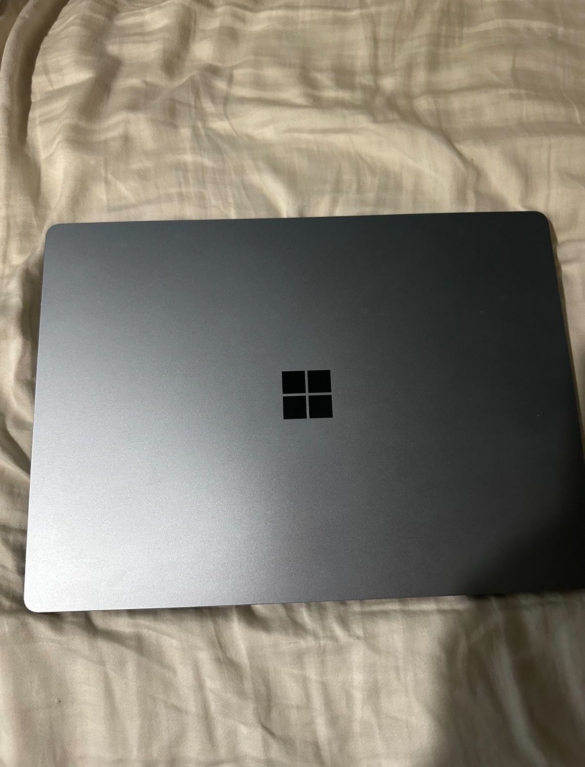 Microsoft Surface Laptop 4