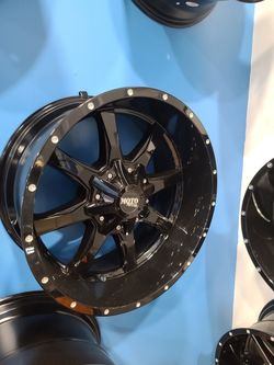 20x10 Motometal 970 gloss blk