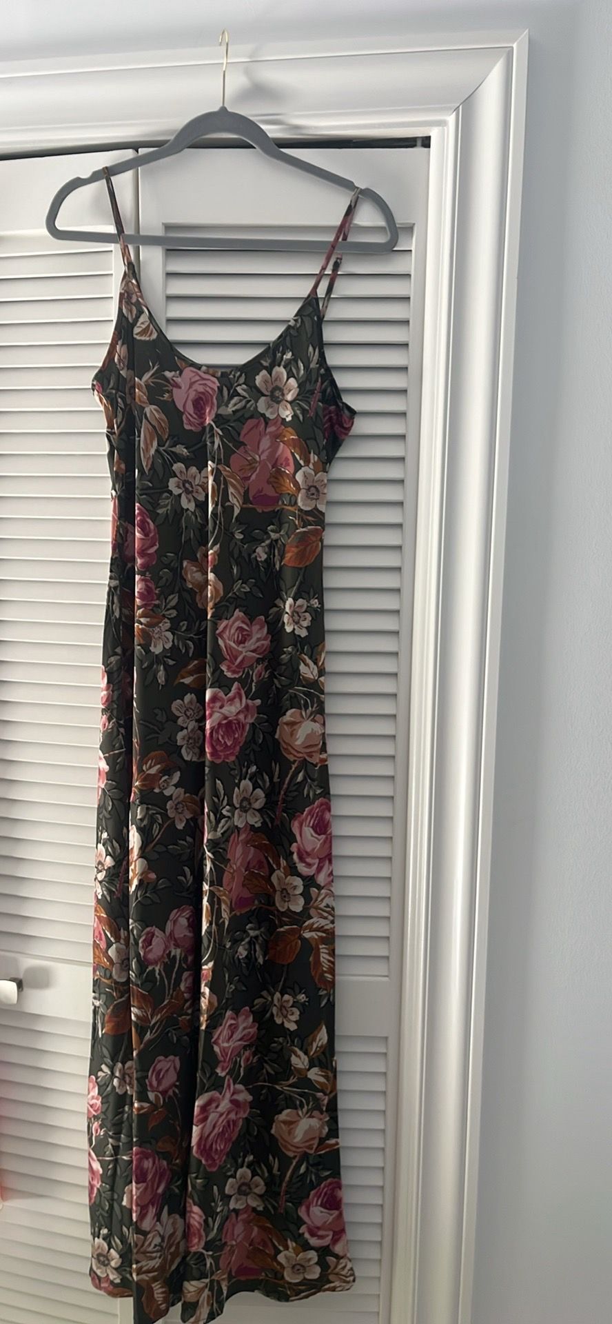 Women’s dresses