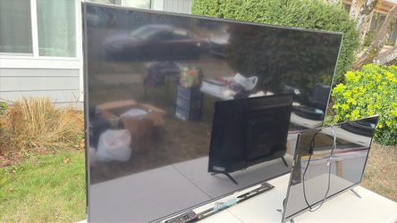 65 inch Vizio TV