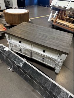 Lift coffee table